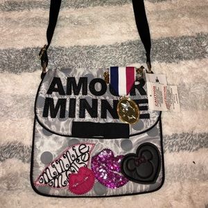 Amour Minnie Purse
